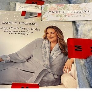 Plush robe Size medium grey NWT